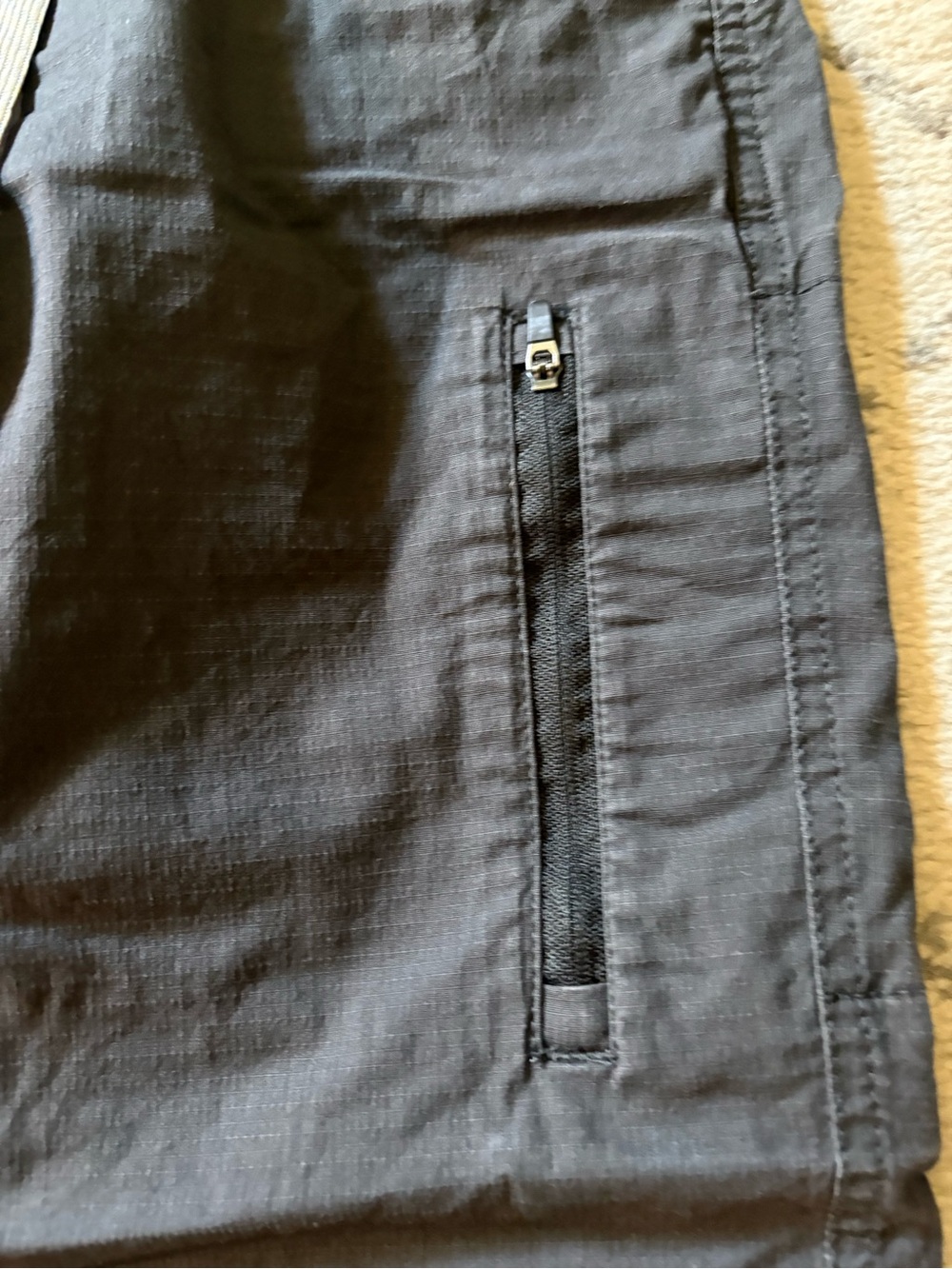 Vuori Drawstring Straight-Leg Ripstop Pants - Picture 3 of 7